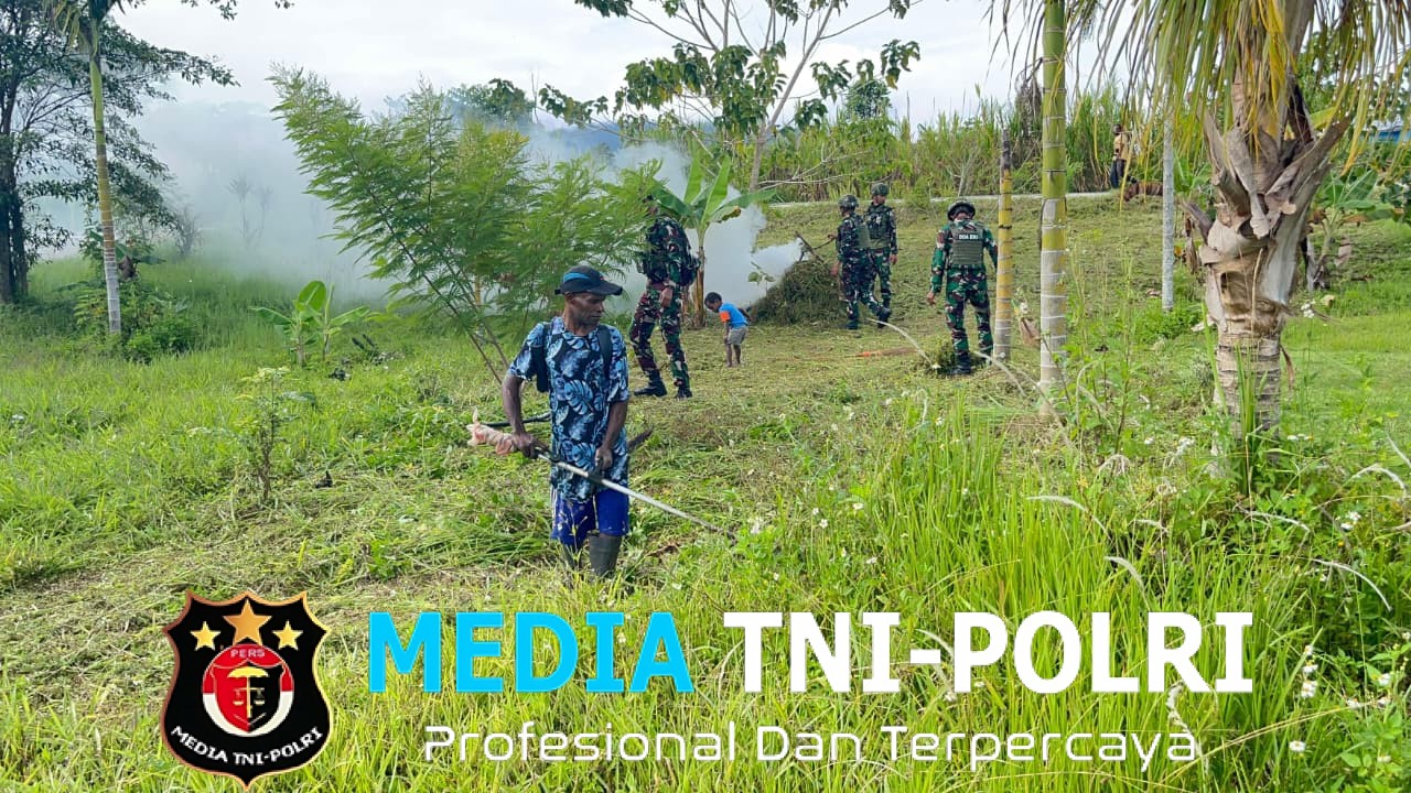 Karya Bakti Satgas Yonif 521/DY Wujudkan Lingkungan yang Asri di Papua