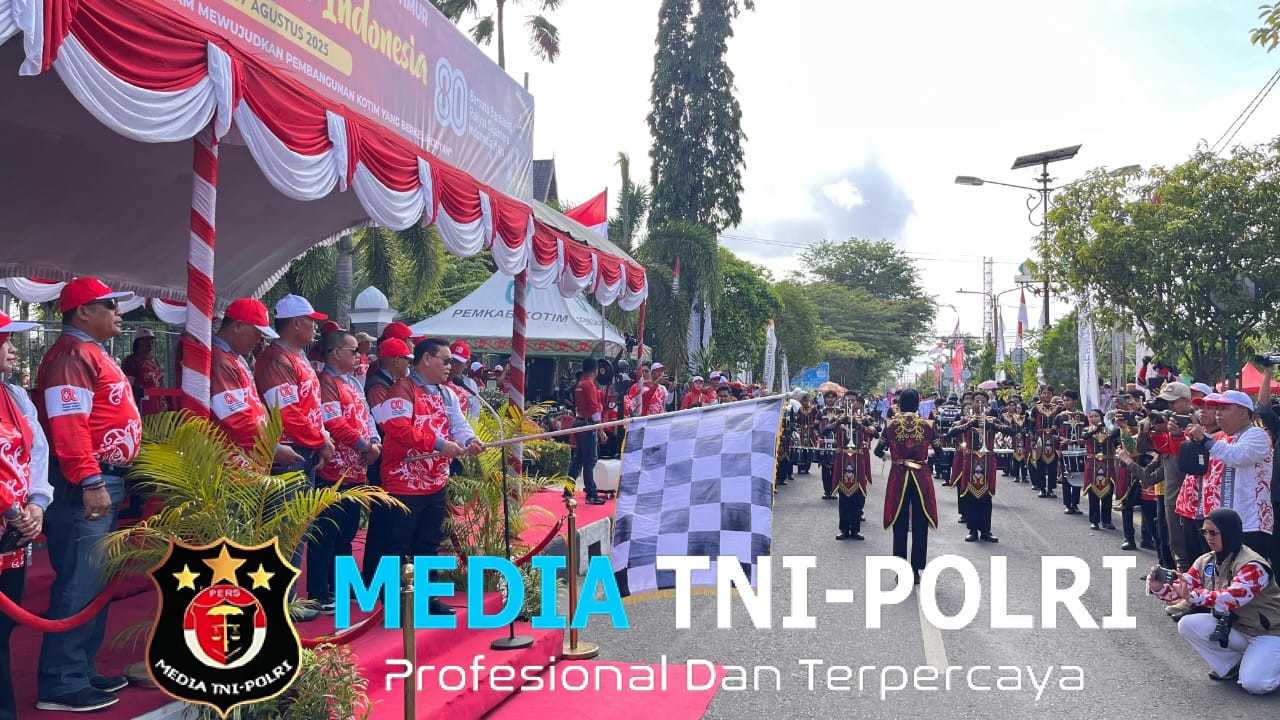 Polres Kotim Hadiri Acara Pembukaan Pawai Pembangunan dalam Rangka HUT RI Ke-80