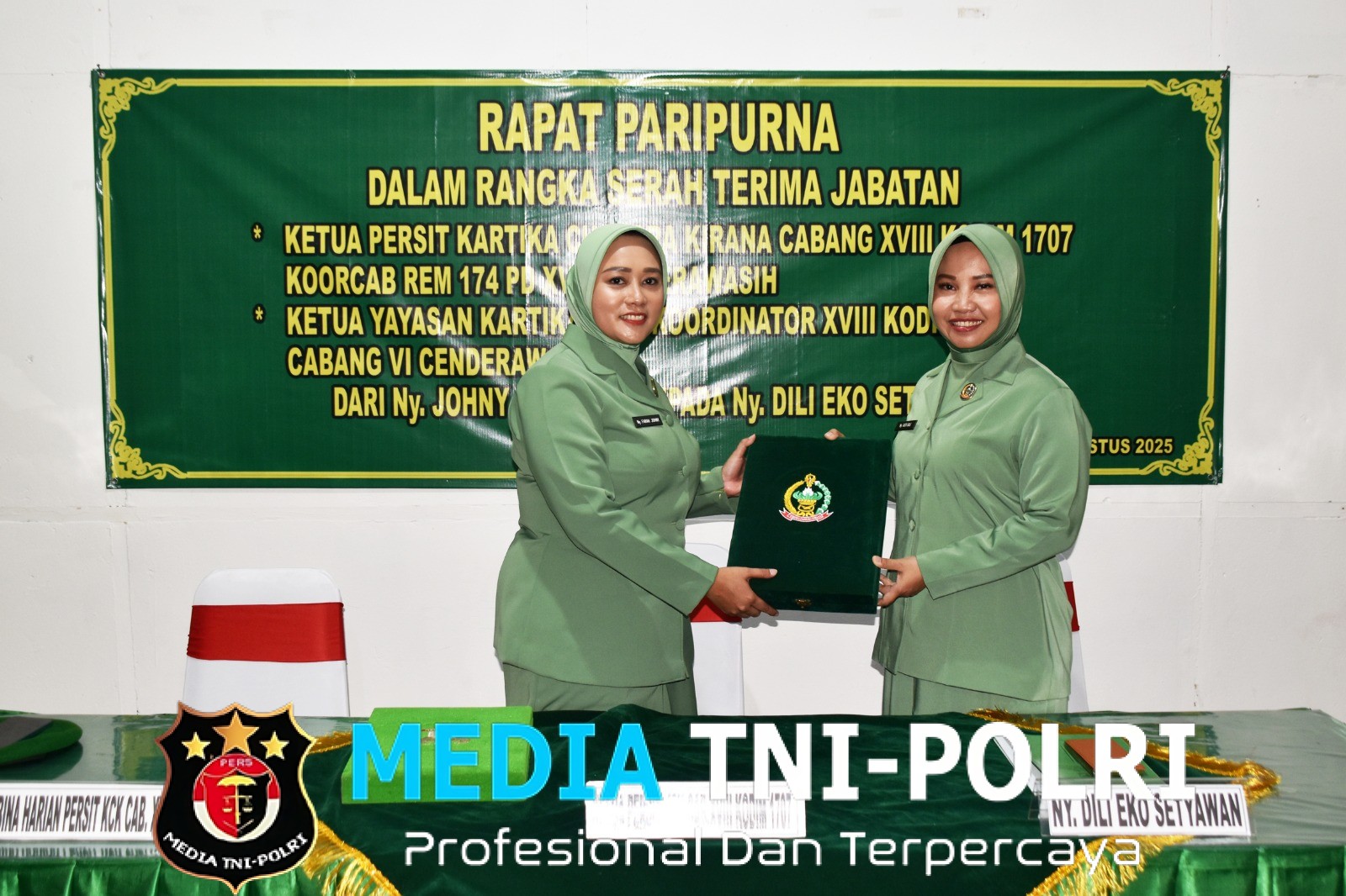 Ketua Persit KCK Cabang XVIII Kodim 1707/Merauke Diserahterimakan