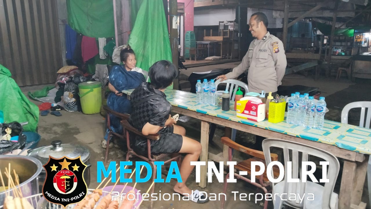 Humanis dan Dekat dengan Warga, Begini Suasana Patroli Malam Polsek Sengah Temila