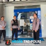 Personil Polsek Ngabang Laksanakan Kegiatan Patroli Siang Hari Ciptakan Situasi Kamtibmas yang Aman