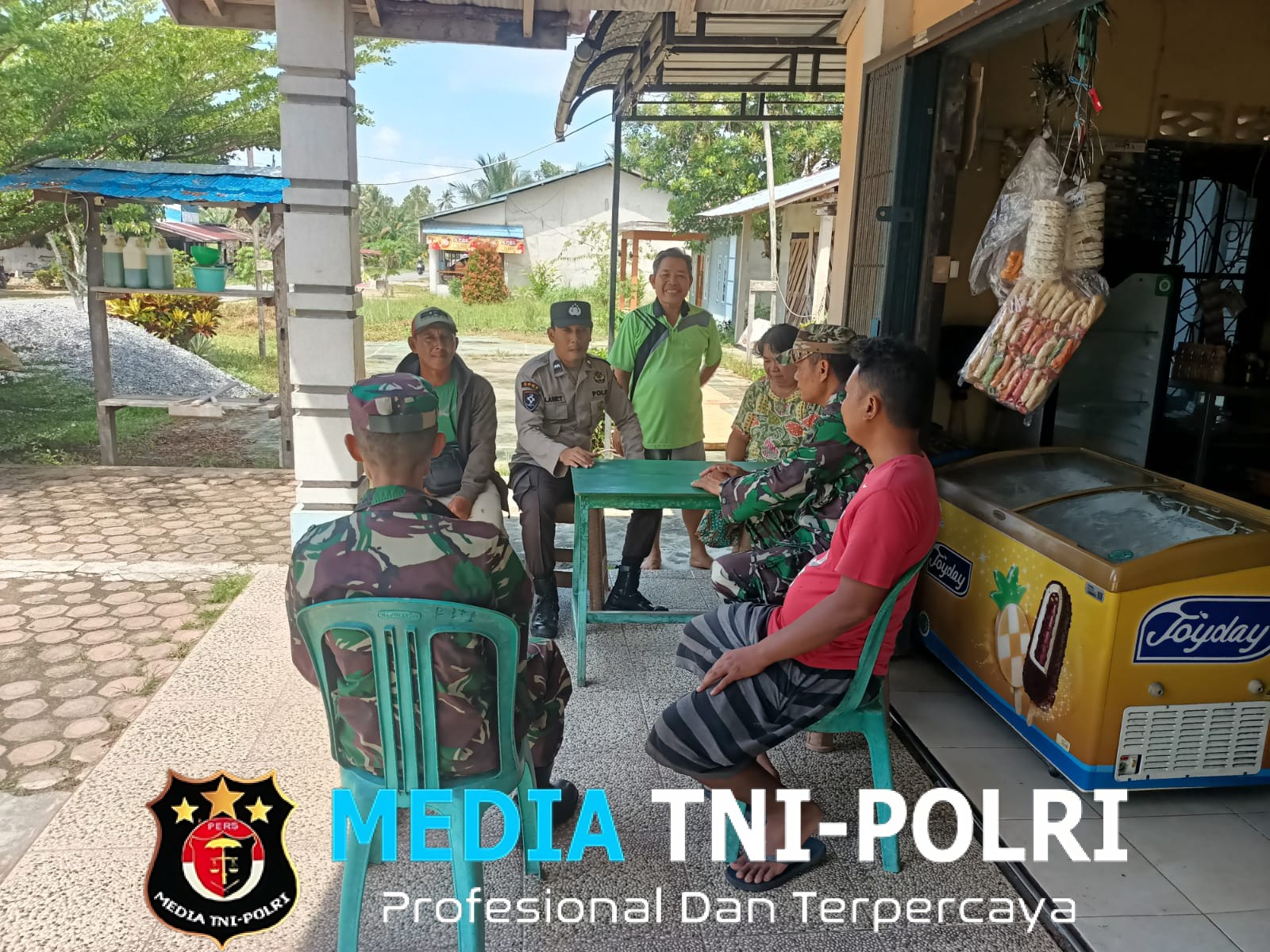 Redam Isu Nasional Demi Jaga Kondusifitas, Polsek Menjalin Sambangi Tokoh Masyarakat