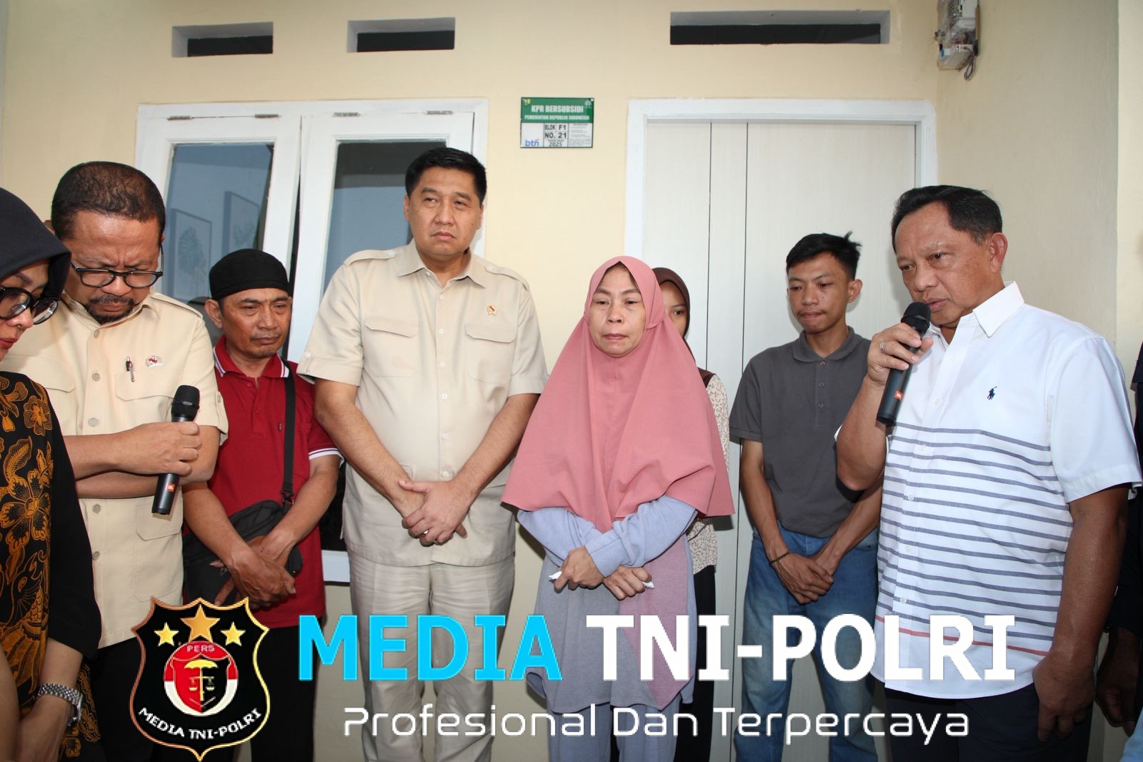 Mendagri Saksikan Penyerahan Rumah untuk Keluarga Almarhum Affan Kurniawan