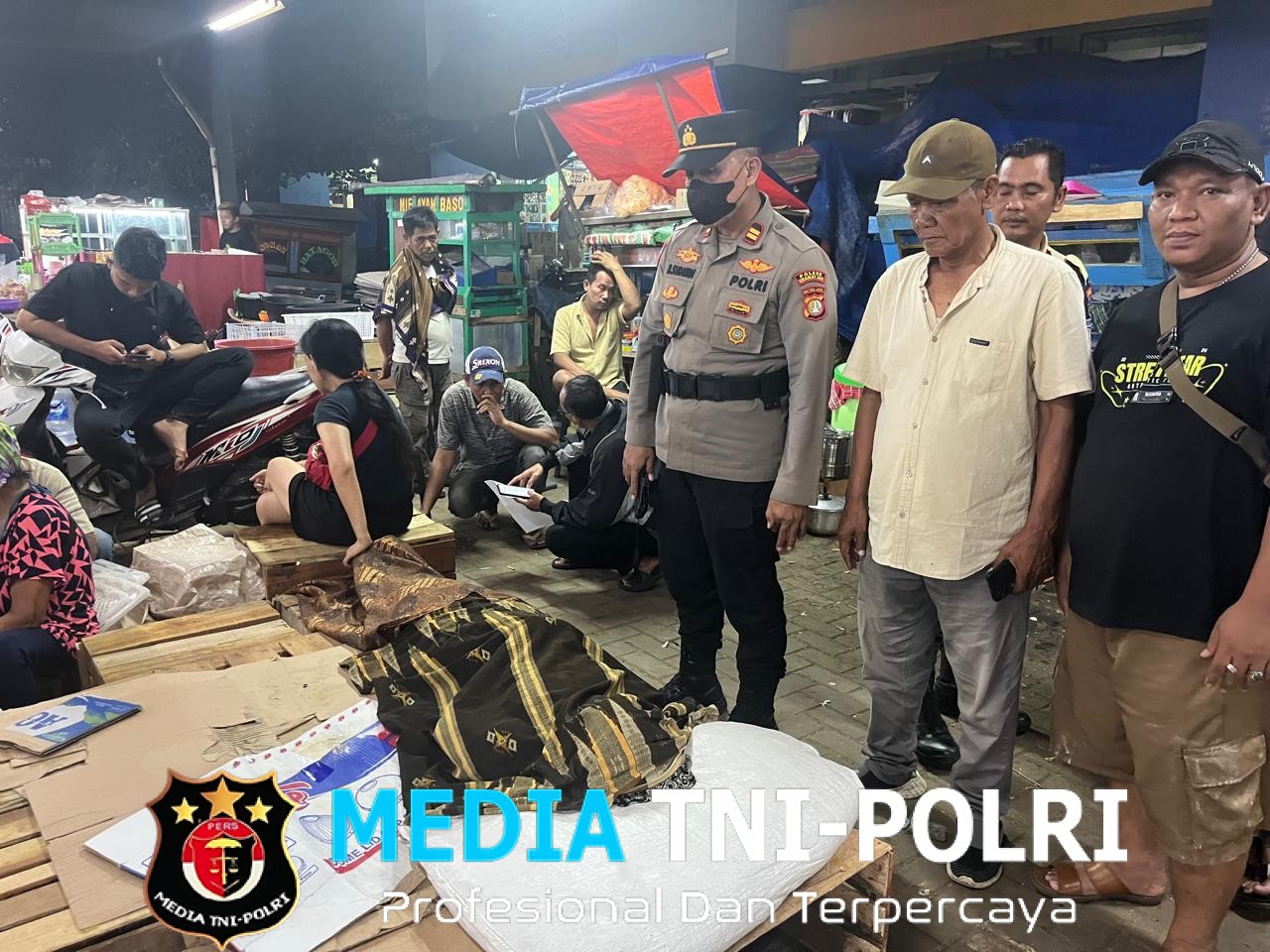 Pedagang Pasar Induk Kramat Jati Meninggal Di TPS Tempat Penampungan Sementara