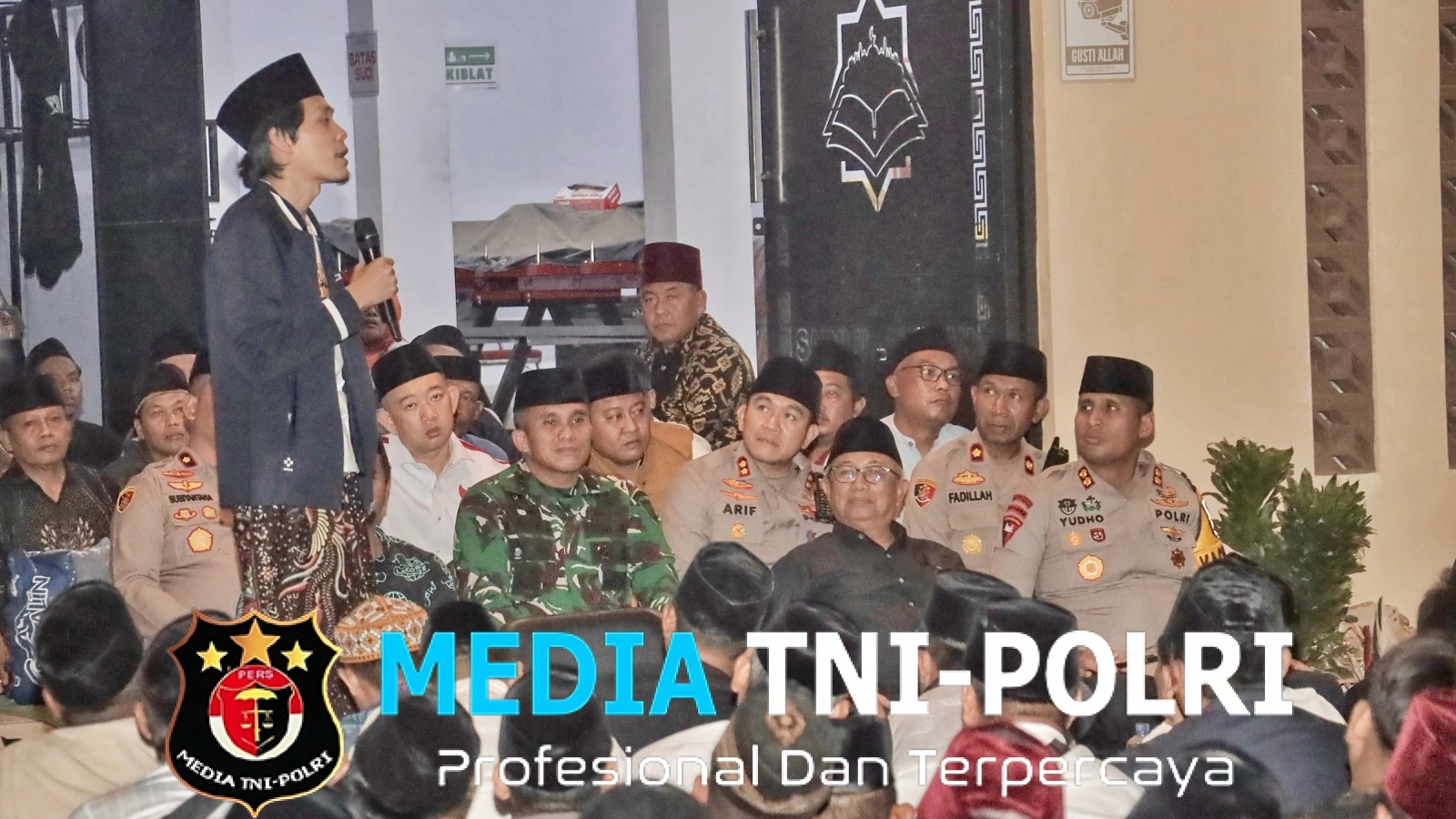 Ciptakan Kondusifitas Dan Keamanan Wilayah, Forkopimda Blitar Gelar Patroli Gabungan Sambangi Pam Swakarsa Di Tiap Kecamatan
