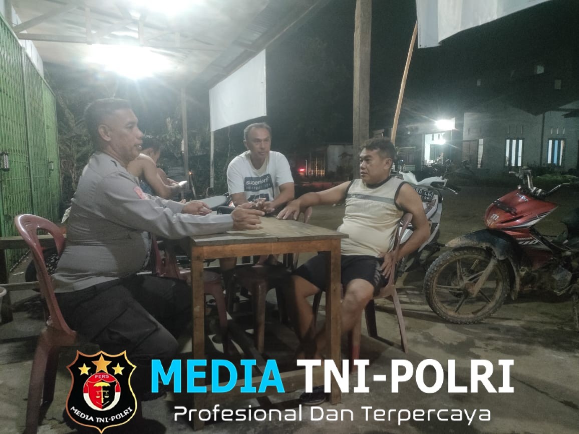 Polsek Air Besar Jaga Kamtibmas, Patroli Malam Jadi Ajang Silaturahmi