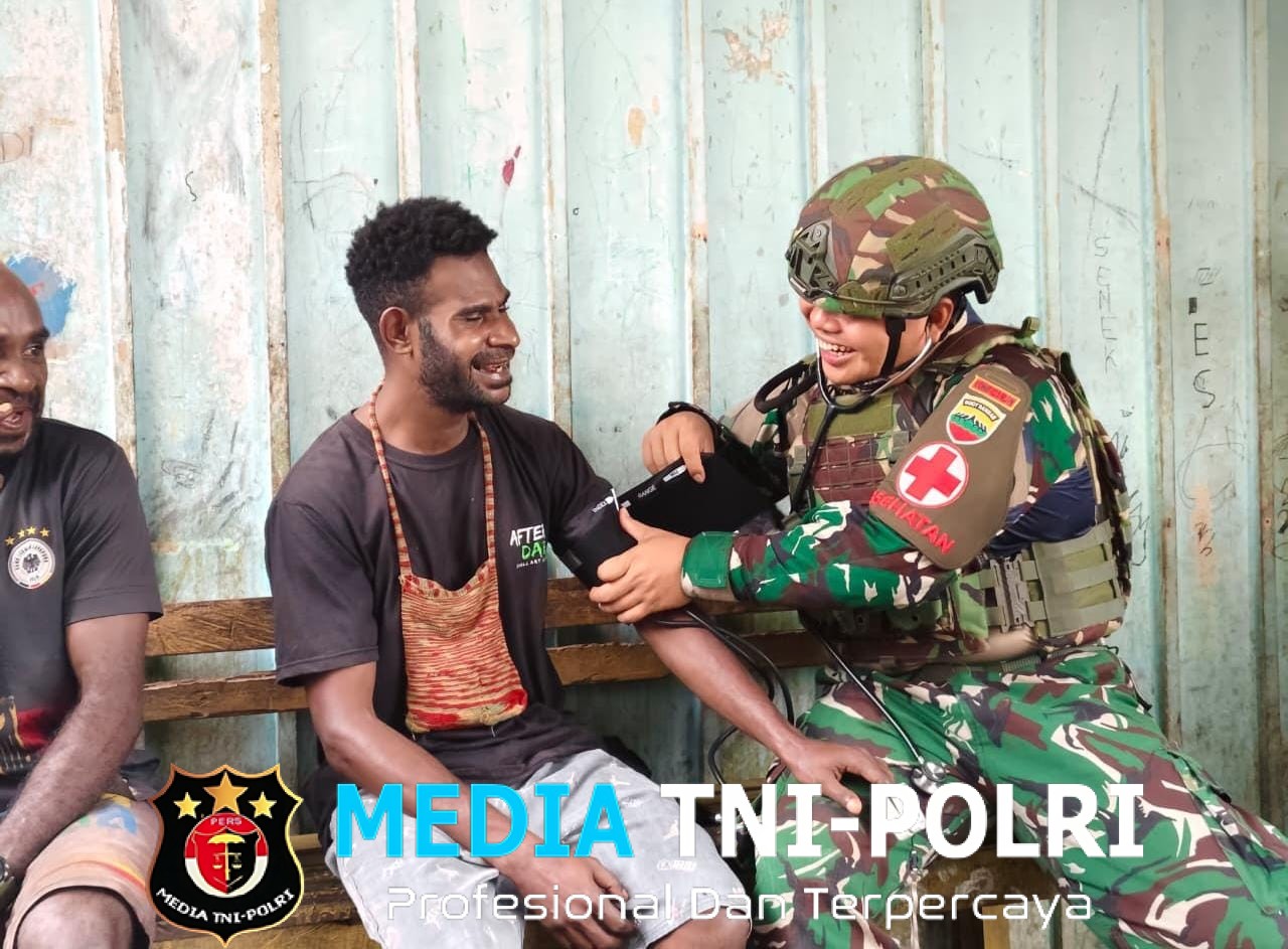 Yonif 123/Rajawali, Pos Suator Laksanakan Layanan Kesehatan Door to Door untuk Masyarakat Distrik Suator