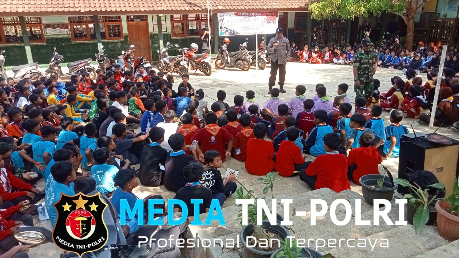 Kolaborasi Antara TNI Dan Polri Pada Kegiatan Jambore Ranting