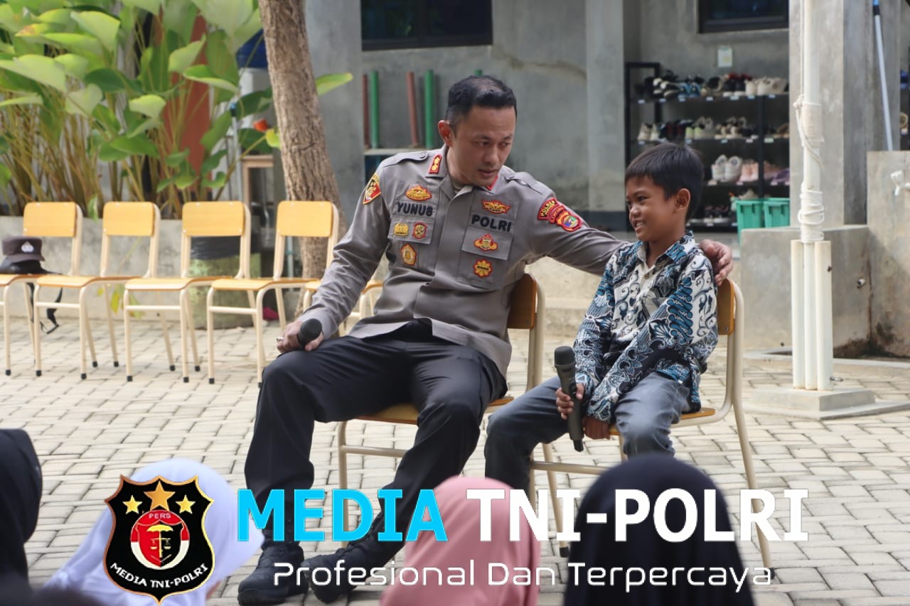 Kapolres Pringsewu Ajak Siswa Jadi Pahlawan Kecil Melawan Bullying