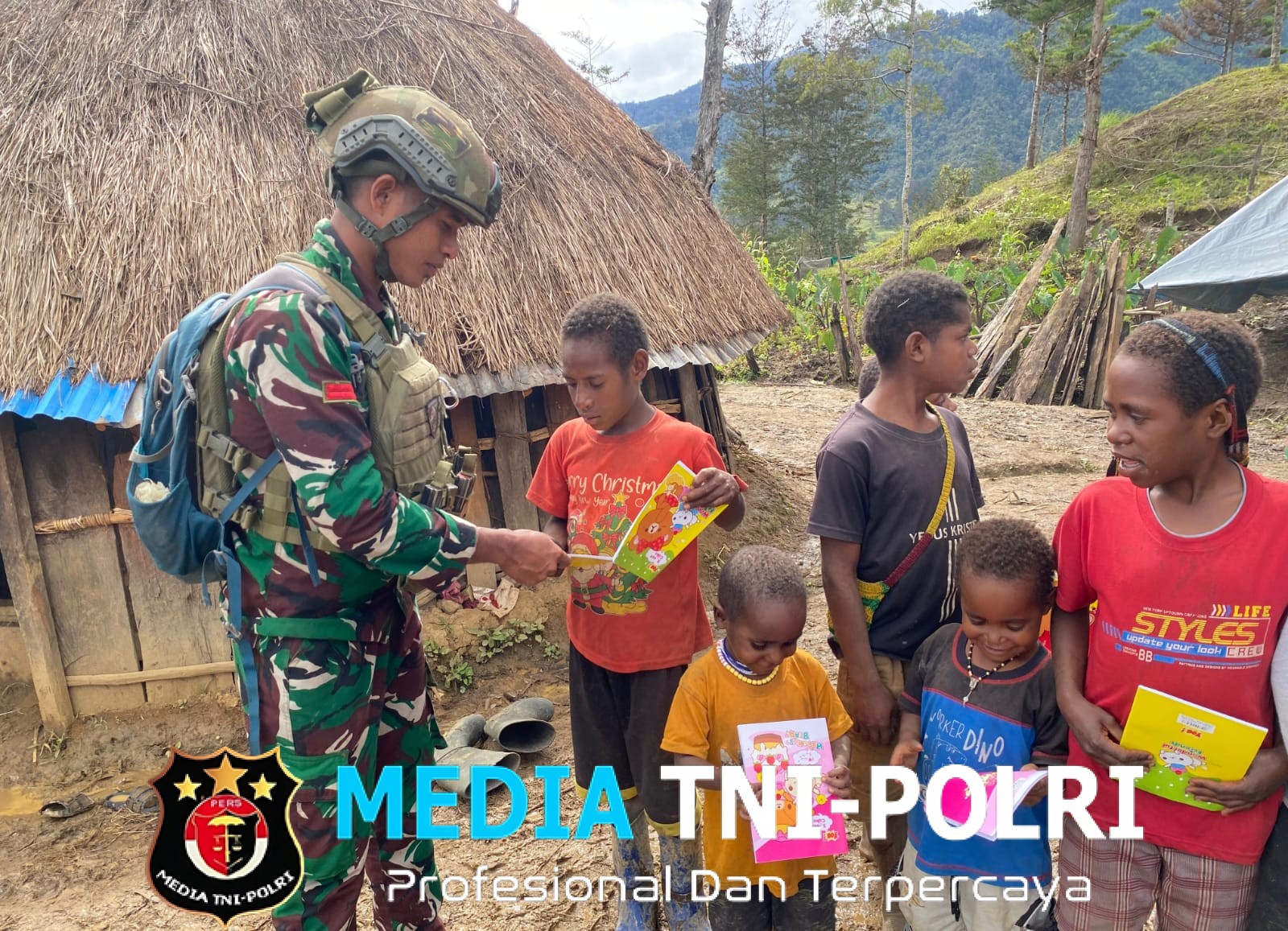 Satgas Yonif 700/WYC, Pahlawan Buku dari Gome yang Torehkan Senyum di Lembah Puncak