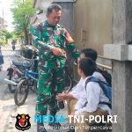 Babinsa Kemlayan Intensifkan Interaksi dan Motivasi Belajar Anak Anak Sekolah