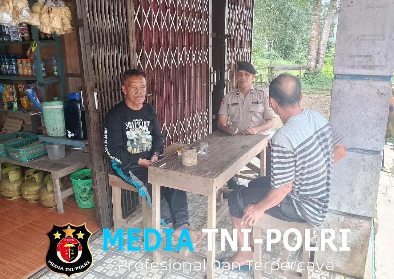 Lewat Patroli Siang, Polsek Air Besar Jaga Kamtibmas dan Jalin Keakraban
