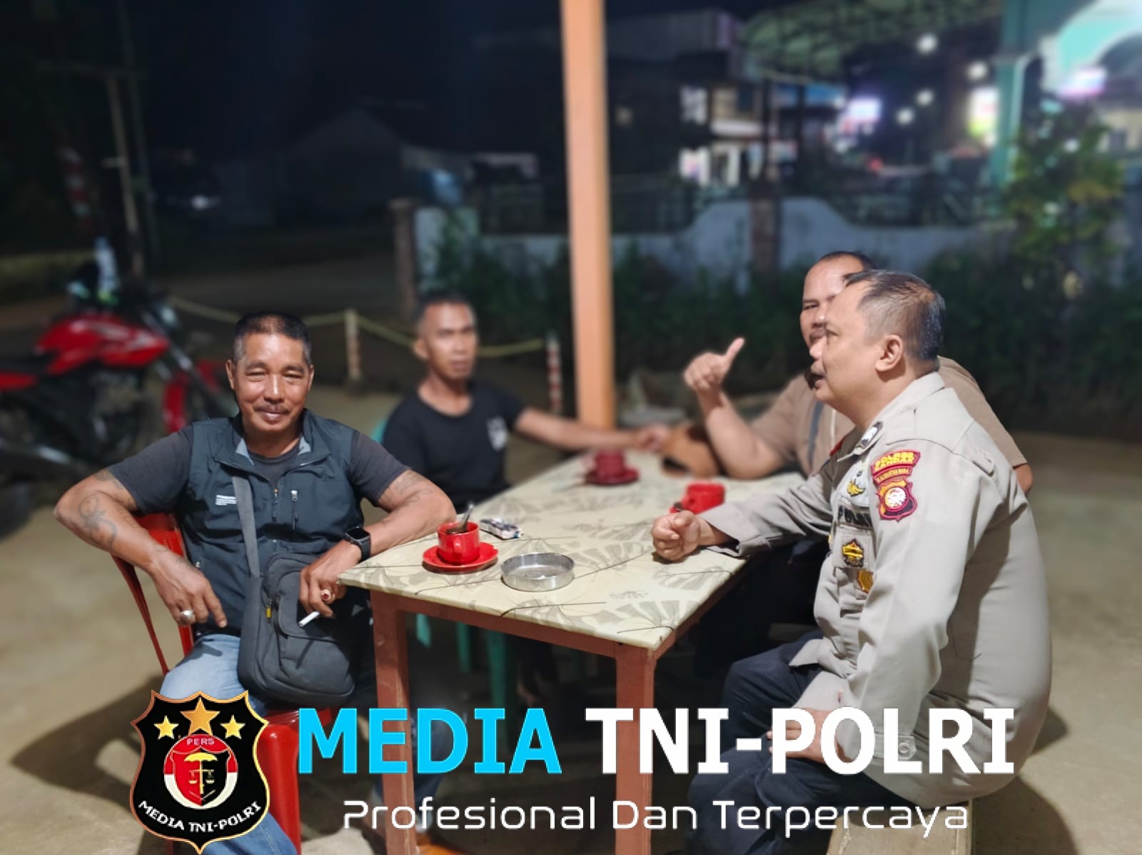 Kapolsek Sengah Temila Patroli Malam Upaya Preventif Jaga Kamtibmas