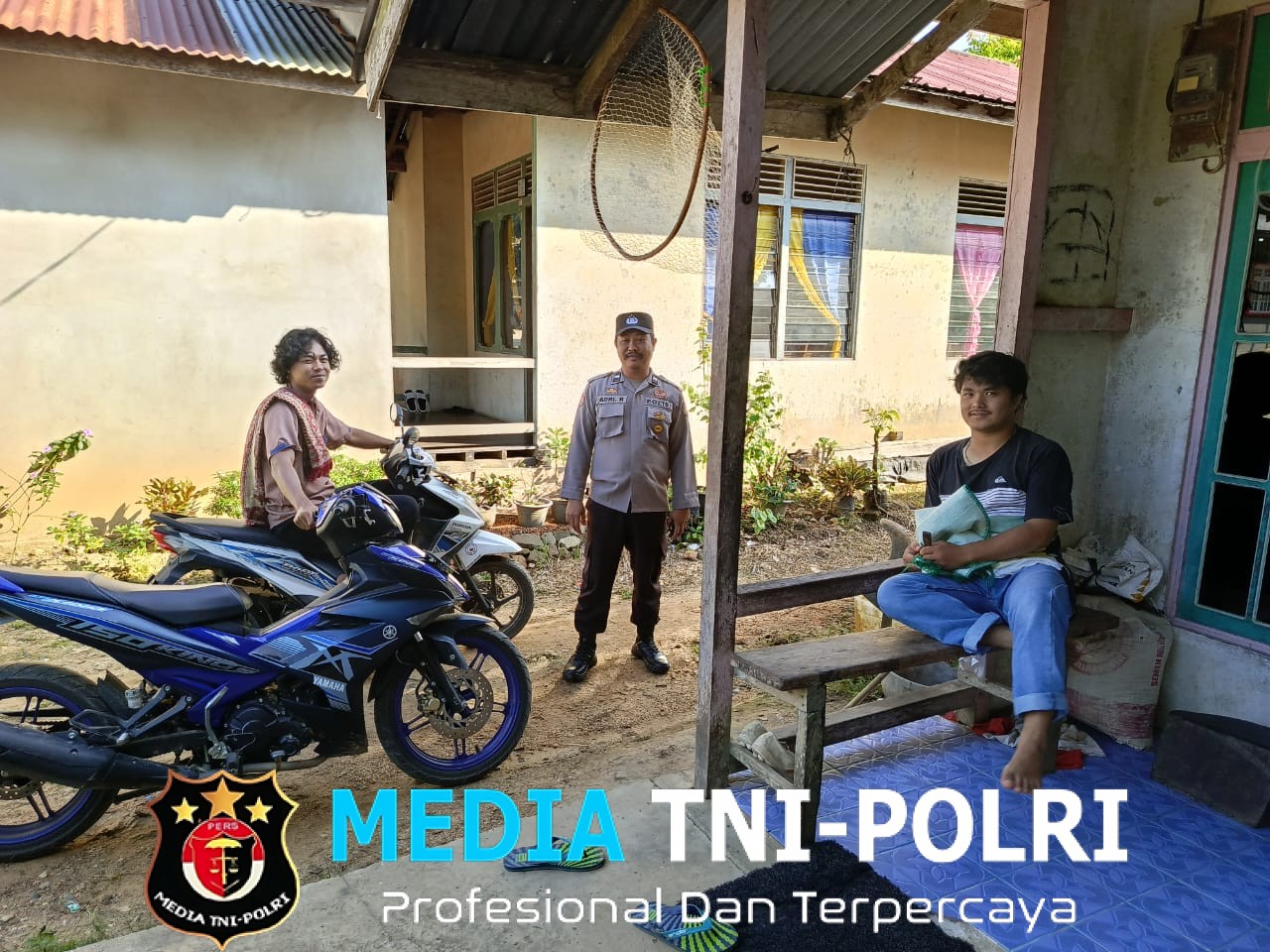 Sambangi Warga, Polsek Air Besar Hadirkan Rasa Aman Lewat Patroli Siang