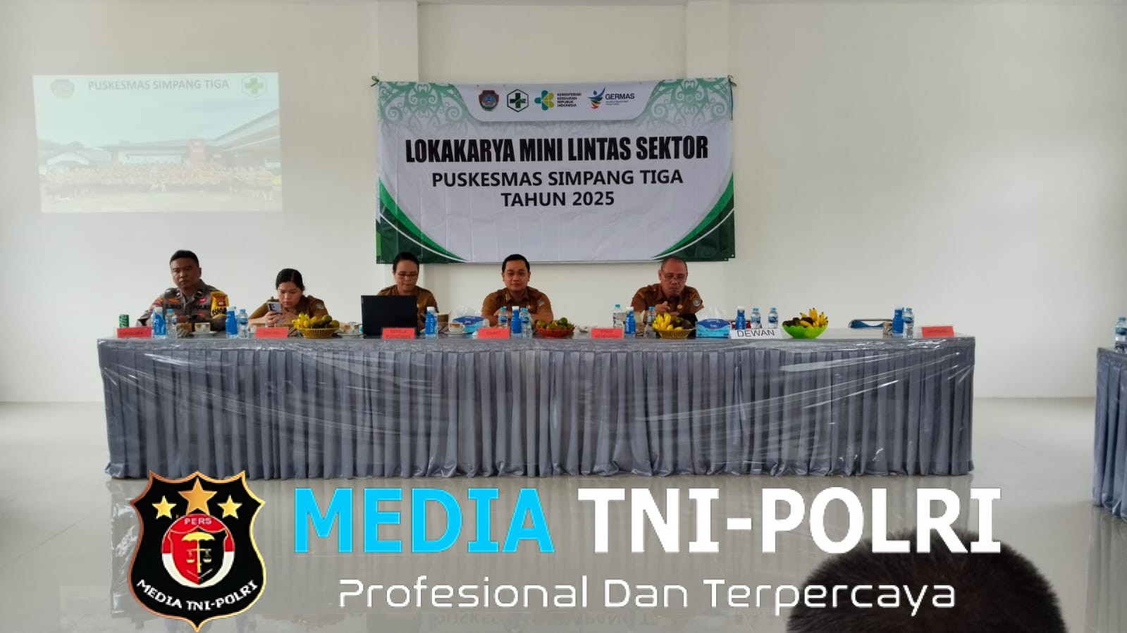 Bhabinkamtibmas Polsek Menyuke Hadiri Lokmin Lintas Sektoral  Puskesmas Simpang Tiga