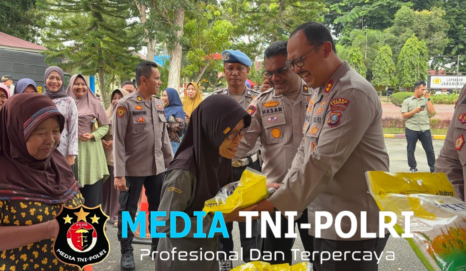 Polres Langkat Gelar Gerakan Pangan Murah, Sediakan 1.200 Karung Beras SPHP Untuk Masyarakat