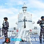 Dentuman Meriam KRI Brawijaya-320 Warnai Hari Jadi TNI AL Di Surabaya