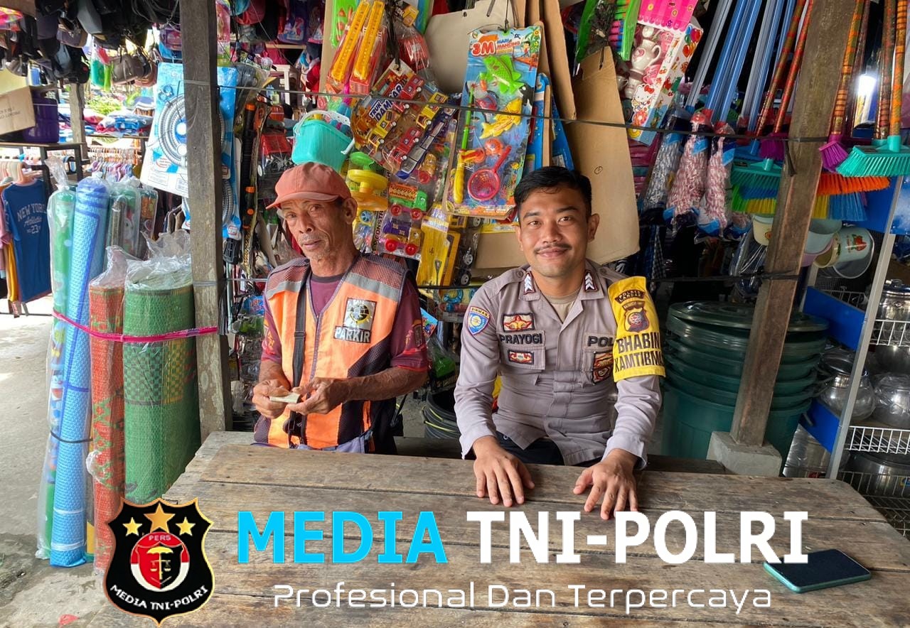 Wujudkan Kehadiran Polisi Ditengah Masyarakat, Personil Polsek Mempawah Hulu Sambangi Warga