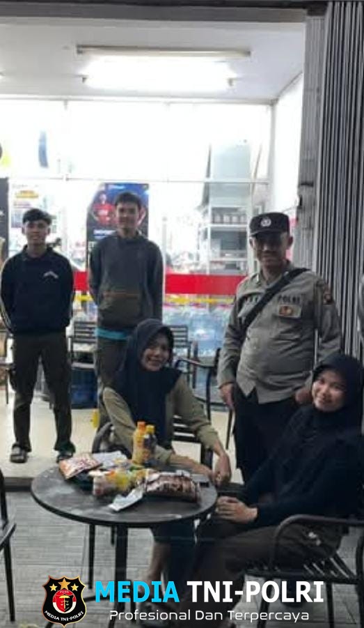 Wujudkan Keamanan Lingkungan, Polsek Sungai Tebelian Intensifkan Patroli Malam