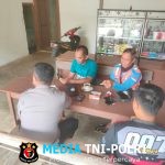 Jalin Silaturahmi, Polsek Air Besar Sambangi Toko dan Warga di Saat Duduk di Warung