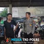 Bercengkrama Sekaligus Berdialog Bersama Masyarakat Personil Polsubsektor Jelimpo Menyampaikan Pesan Kamtibmas