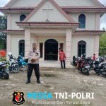Ibadah Minggu Polsek Ngabang melaksanakan Pengamanan di Gereja