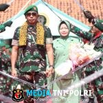 Acara Penerimaan Dandim 0825/Banyuwangi Letkol Arm Tryadi Indra Wijaya S.H., M.I.P. dan Pelepasan Letkol Arh Joko Sukoyo, S.Sos.M.Han. Di Makodim 0825/Banyuwangi