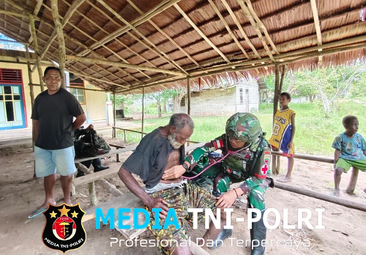 Peduli Kesehatan Warga,Satgas Yonif 123/Rajawali Pos Haju Laksanakan Patroli Pelayanan Kesehatan