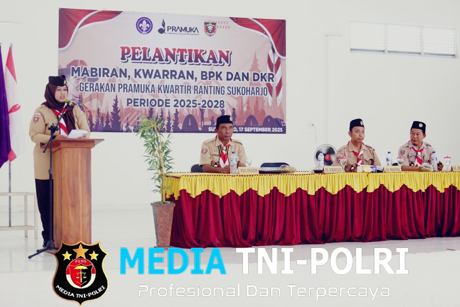 Wakil Bupati Pringsewu Umi Laila Lantik Gerakan Pramuka Kwartir Ranting Sukoharjo