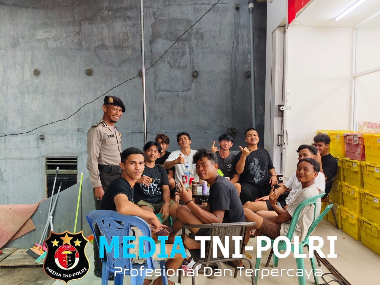 Humanis dan Bersahabat, Inilah Wajah Patroli Malam Polsek Air Besar