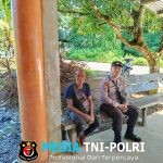 Polisi Duduk Bersama Warga, Ciptakan Keakraban Lewat Patroli Siang