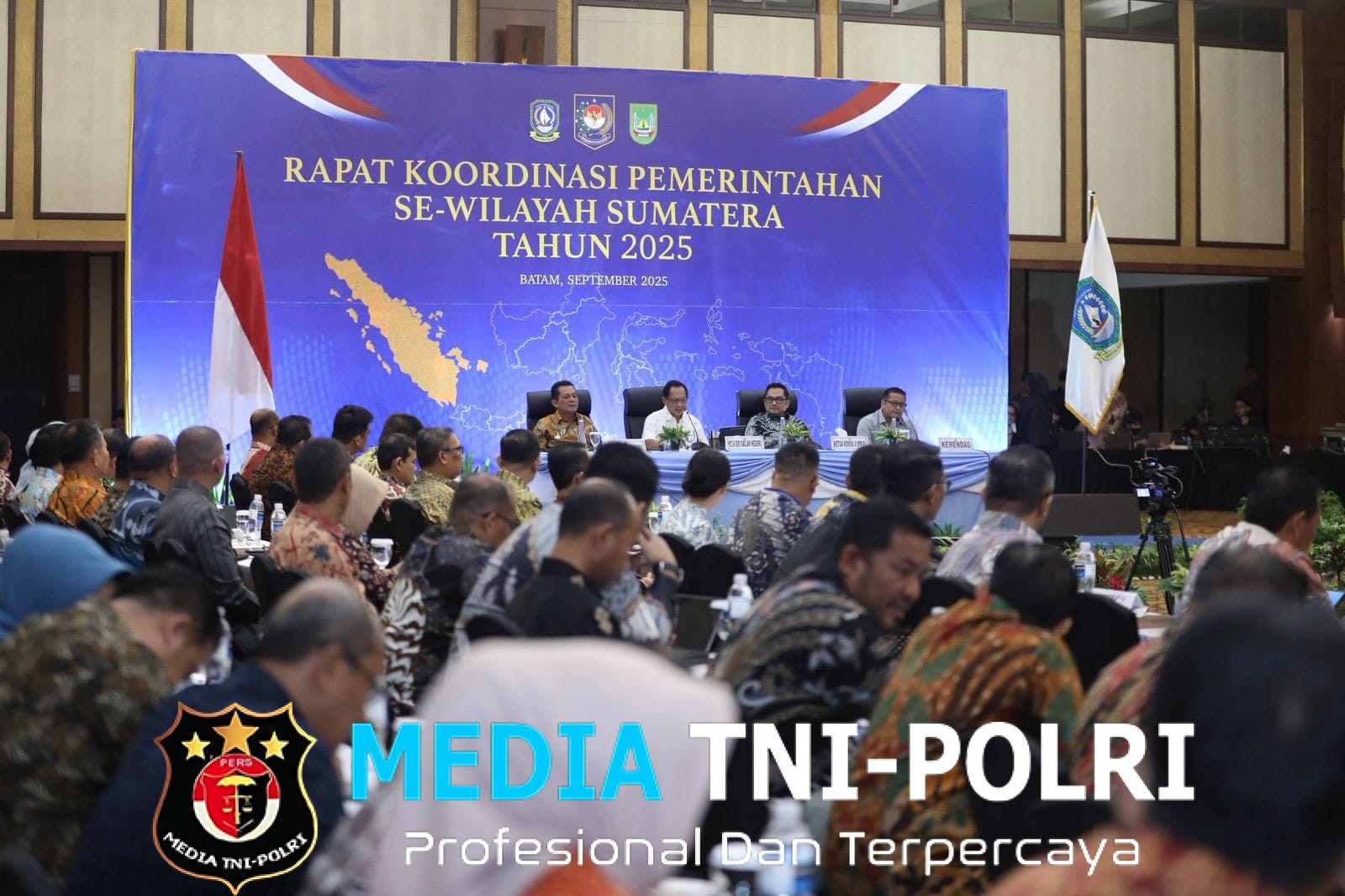 Mendagri Ingatkan Pemda Jaga Kamtibmas dan Susun Strategi Tingkatkan Pertumbuhan Ekonomi