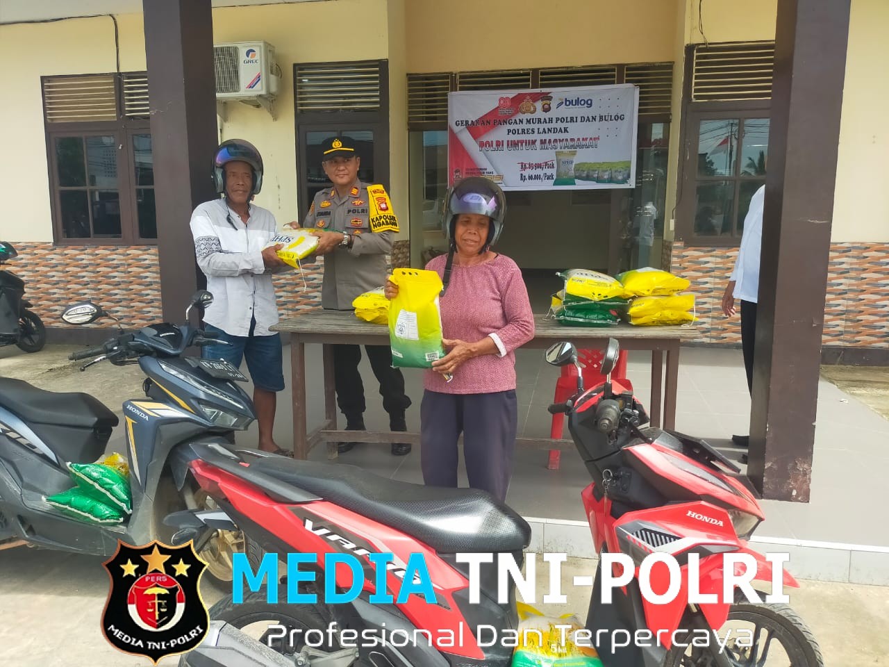 Polsek Ngabang Sediakan 4 Ton lagi Beras SPHP Lewat Gerakan Pangan Murah Untuk Masyarakat