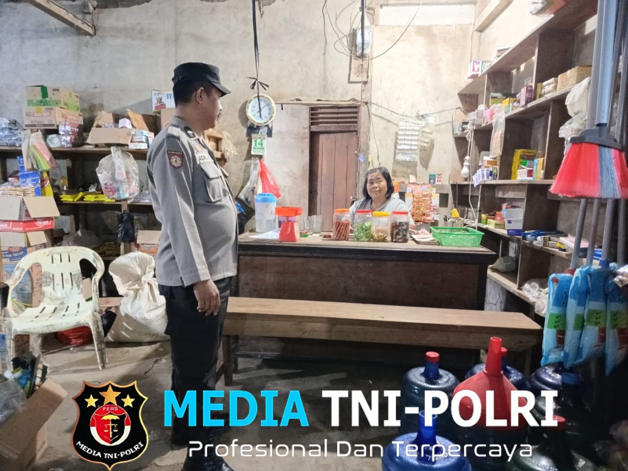 Sinergi Polisi dan Warga, Patroli Malam Jadi Wujud Kebersamaan Jaga Kamtibmas