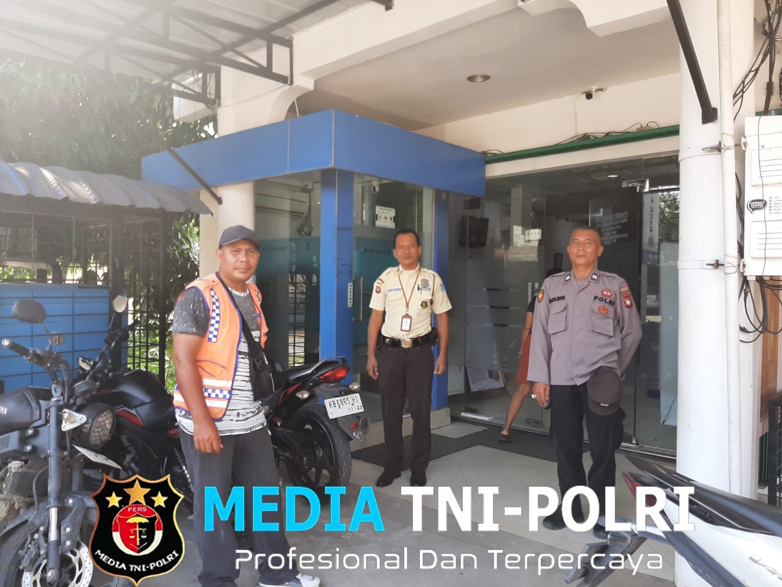 Patroli Siang, Strategi Polsek Mandor Tekan Potensi Kejahatan