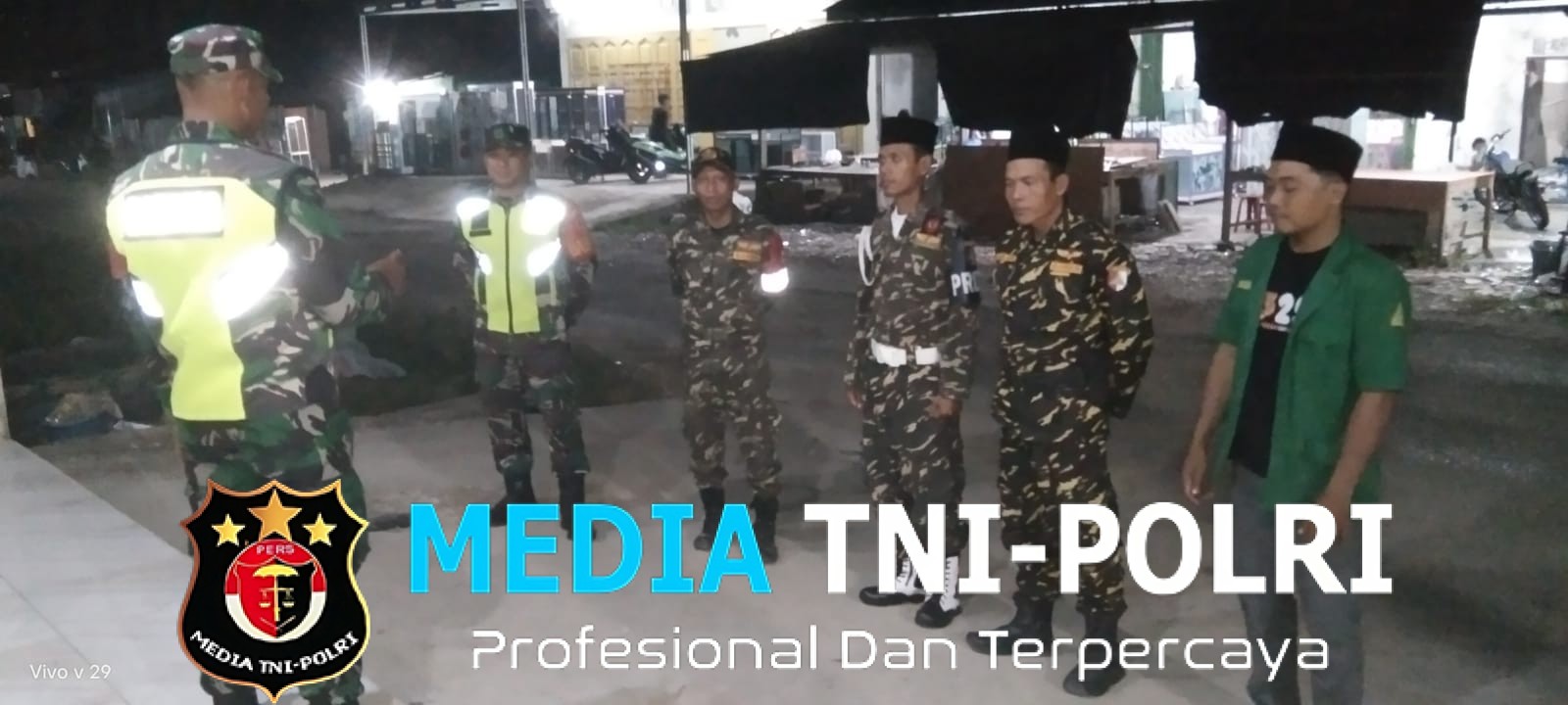 Patroli Malam Koramil 420-08/Tabir Wujud Kepedulian Terhadap Keamanan Lingkungan