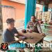 Ngobrol Santai Sambil Memberikan Pesan Kamtibmas Oleh Personil Polsek Ngabang