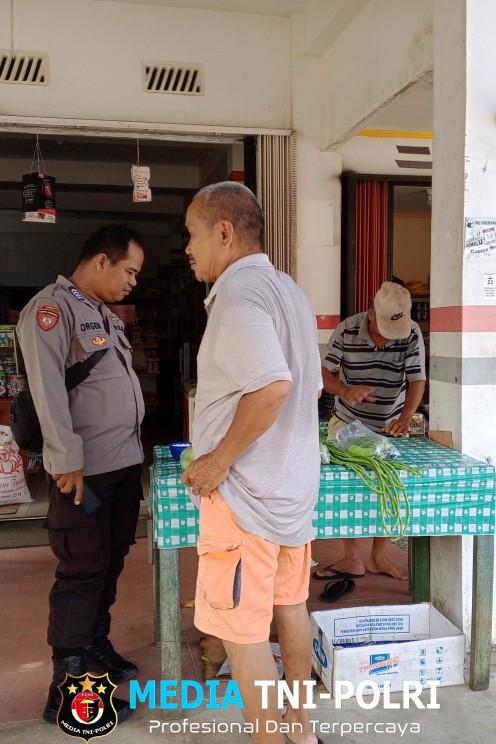 Personil Polsek Mempawah Hulu Laksanakan Patroli Ajak Masyarakat Jaga Kamtibmas