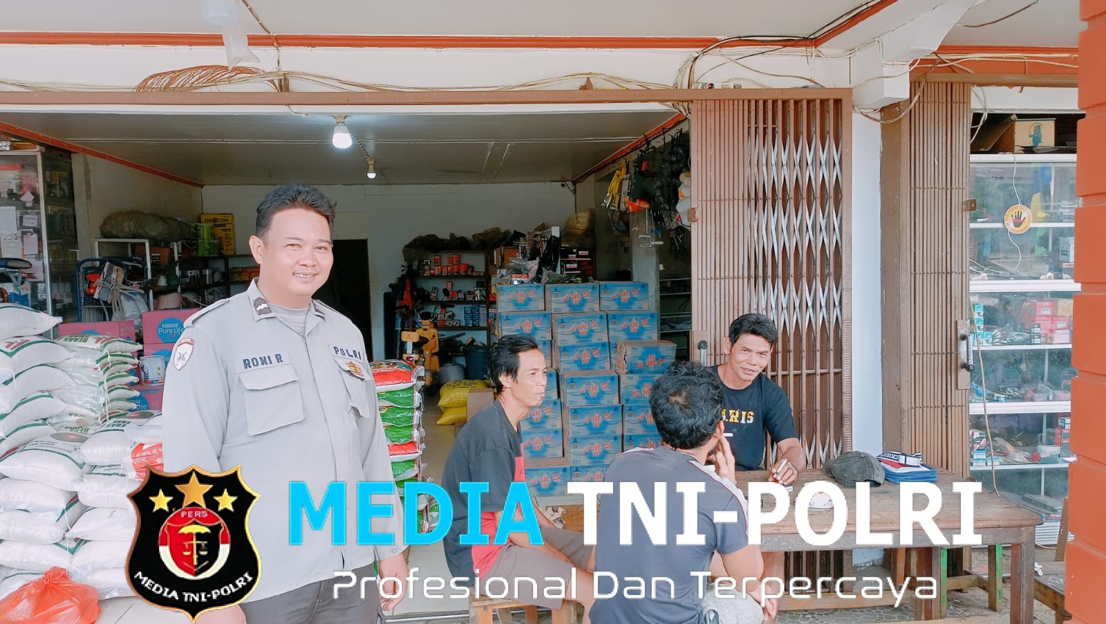 Patroli Kamtibmas Polsek Kuala Behe Jaga Situasi Kamtibmas Aman Dan Kondusif