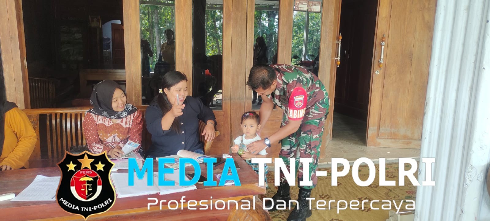 Babinsa Dampingi Pengukuran Tinggi dan Berat Badan Balita di Posyandu