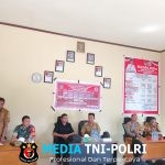 Kapolsek Kuala Behe Hadiri Kegiatan Musdes RKPDes Desa Kuala Behe Ajak Warga Bersama Jaga Kamtibmas