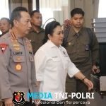 Kapolri dan Rombongan Bertolak ke OKU Timur, Disambut Kapolda dan FKPD Sumsel di Bandara SMB II Palembang