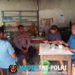 Polisi Duduk Bersama Warga Saat Patroli, Wujudkan Kedekatan dan Keamanan di Mandor