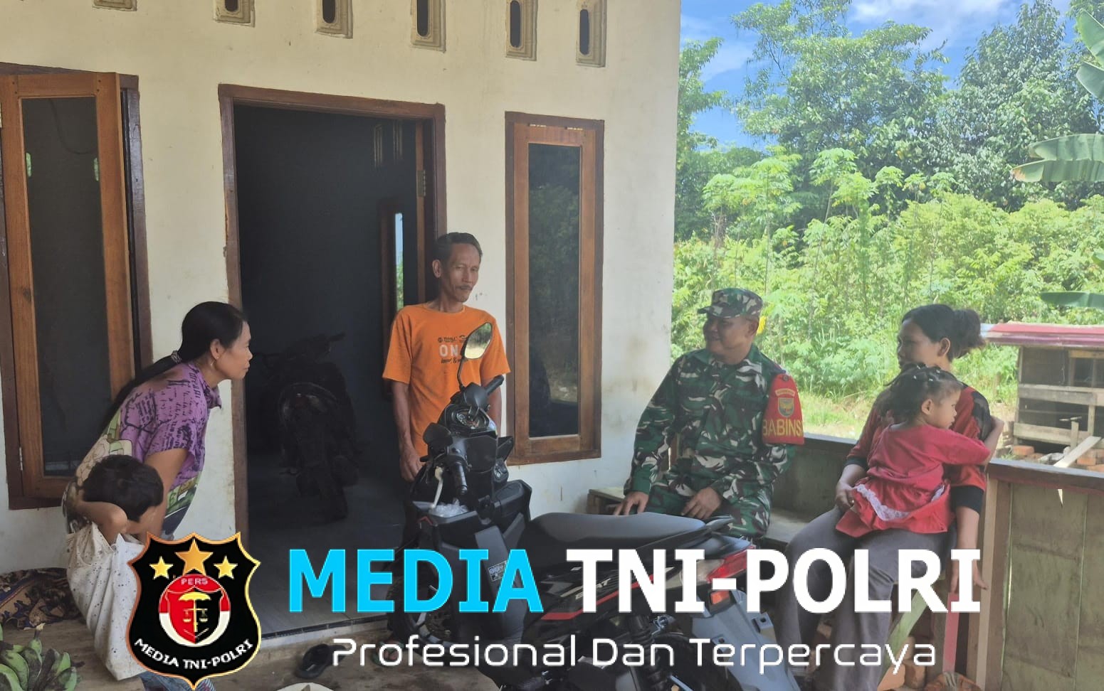 Pererat Silaturahmi, Babinsa Aktif Jalin Komsos dengan Warga Koto Baru