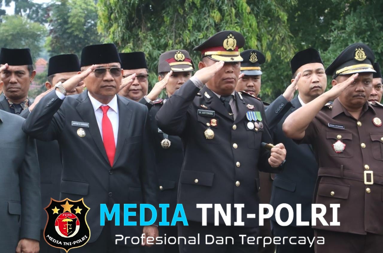 Kapolres Simalungun Ikuti Ziarah Kubur Nasional dan Tabur Bunga Peringatan HUT TNI ke-80