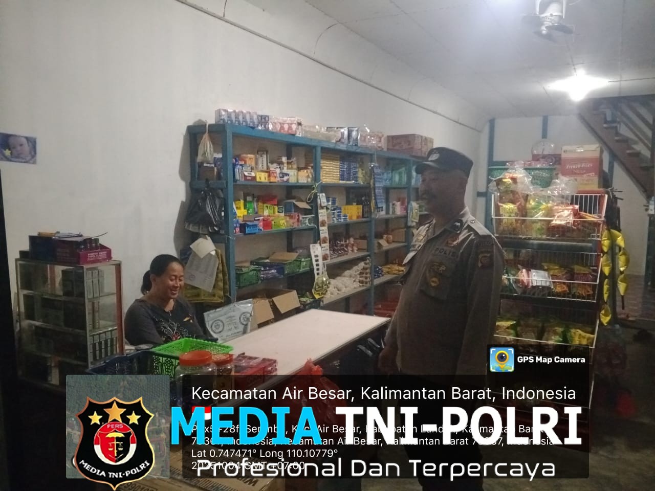 Lewat Patroli Malam, Polsek Air Besar Ajak Warga Bersatu Cegah Kriminalitas