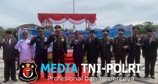 Gubernur Kalteng Agustiar Sabran Hadiri Upacara HUT Ke-80 TNI