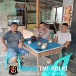 Patroli Dialogis Siang Hari, Polsek Mandor Jalin Keakraban dengan Warga untuk Ciptakan Situasi Kamtibmas Kondusif