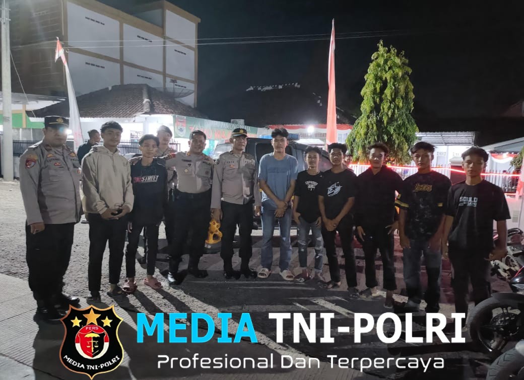 Mendapat Ancaman, Sembilan Remaja Dikawal Personel Siaga Kompi III Polres Mesuji