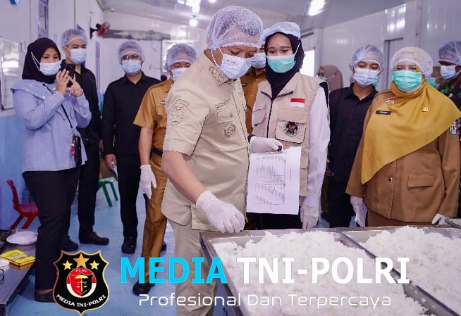 Pastikan Program MBG Penuhi Standar, Pemkab Pringsewu Kunjungi Dapur SPPG